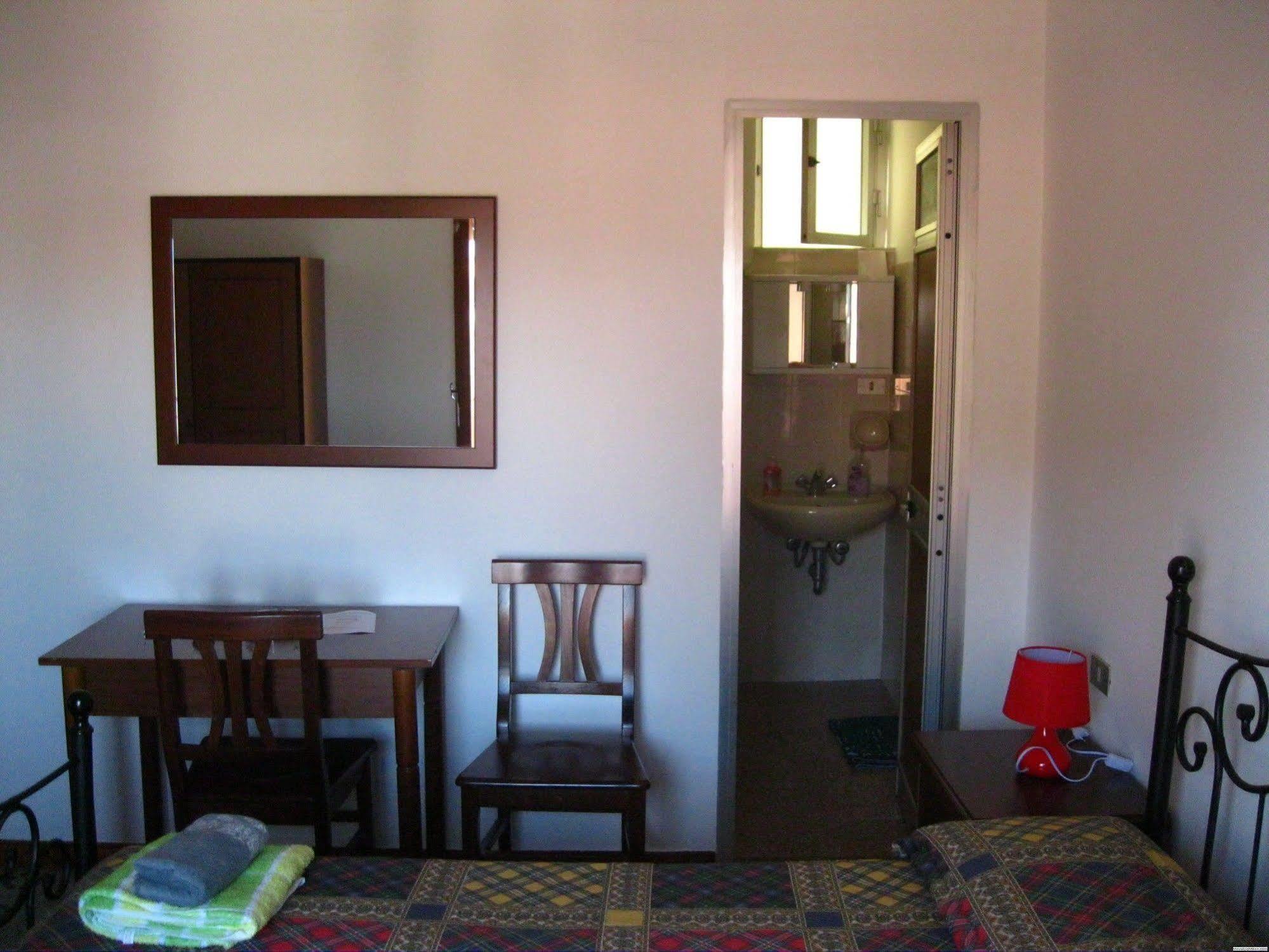 Hotel California Milazzo Exterior foto