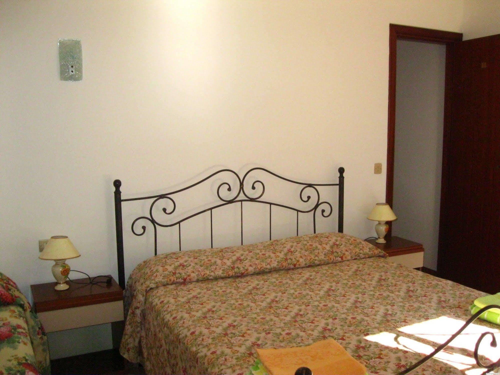 Hotel California Milazzo Exterior foto